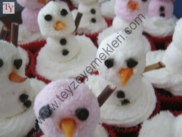 Kardan Adamlı Cupcake